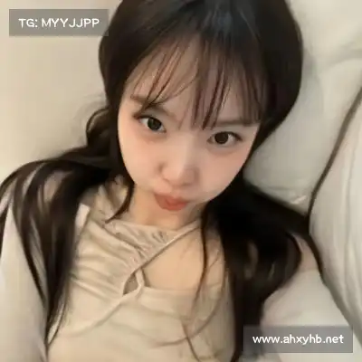 翁纳伶
